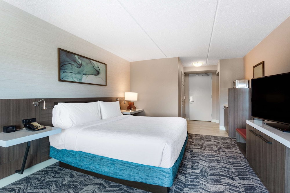 Hilton Garden Inn Islip MacArthur Airport - photo 8