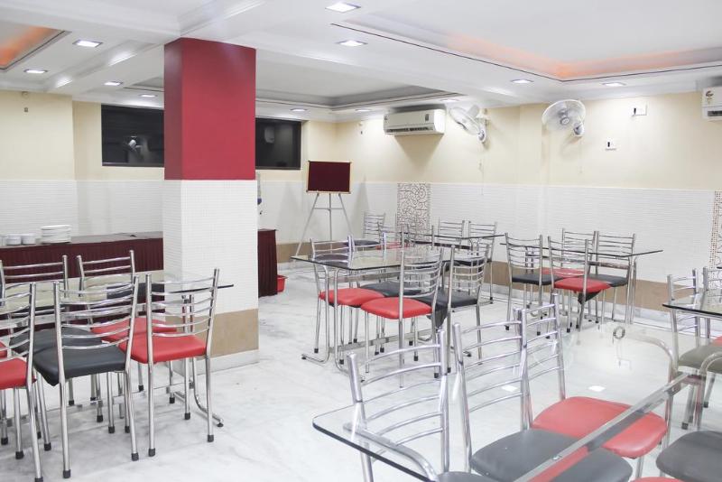 Fabhotel Arya International Elgin Road