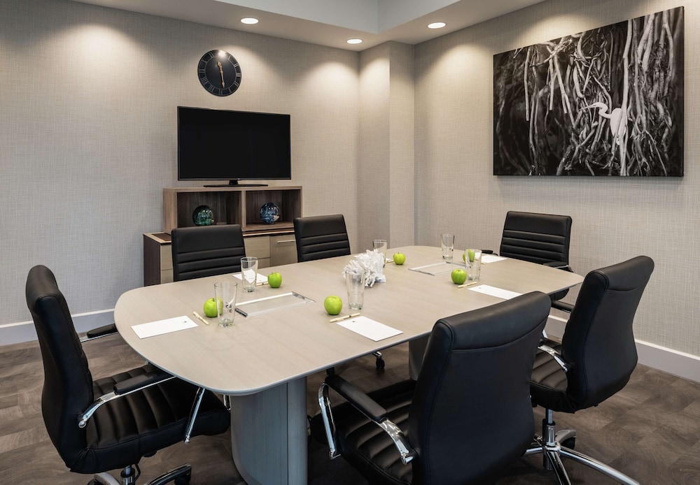 DoubleTree by Hilton Miami Doral FL - photo 26