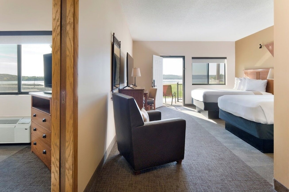 Cedar Shore Resort - photo 14