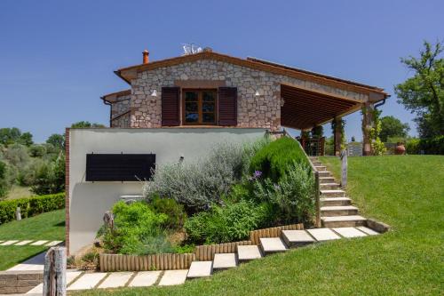 Case&Colline Villa Eliso — 4-Star Luxury Hotel in Bibbona, Italy