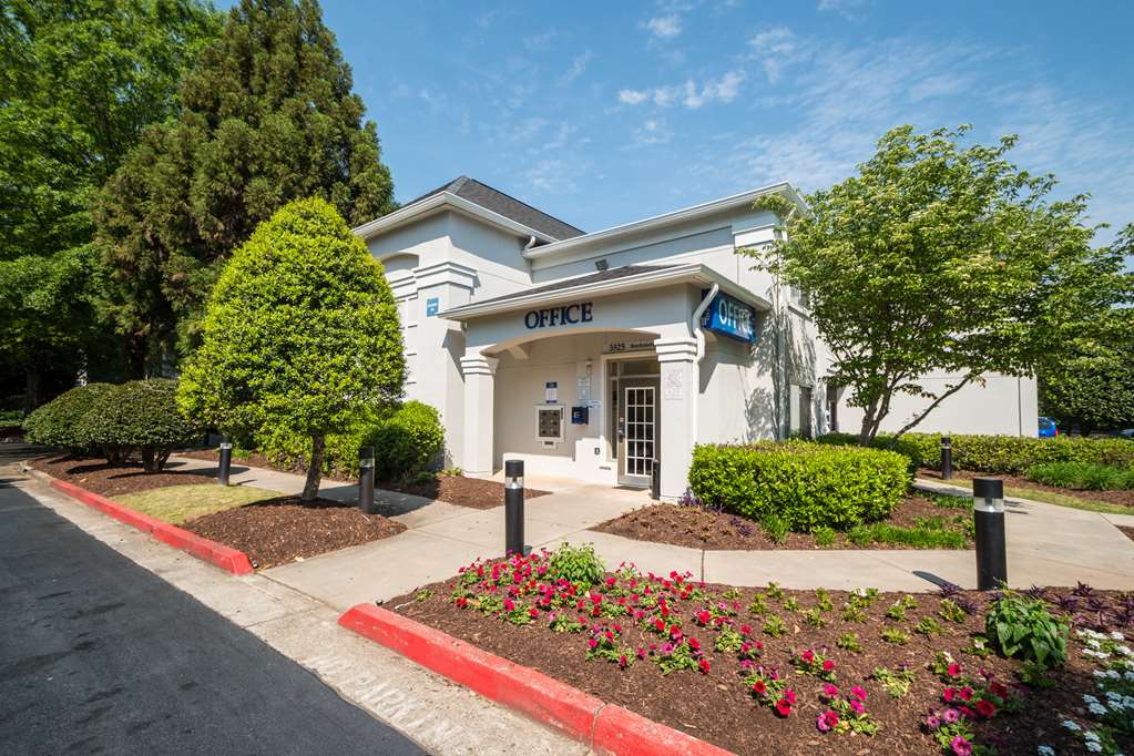 Motel 6 Duluth GA Atlanta Gwinnett Place - photo 2