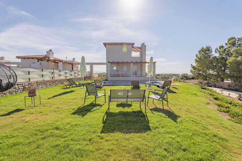 Panor Villas — 4-Star Luxury Hotel in Rethymno, Greece