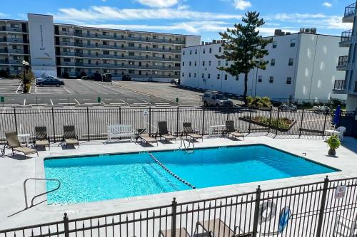 Bluewater East Unit 201 — 4-Star Luxury Hotel in Ocean City, United States