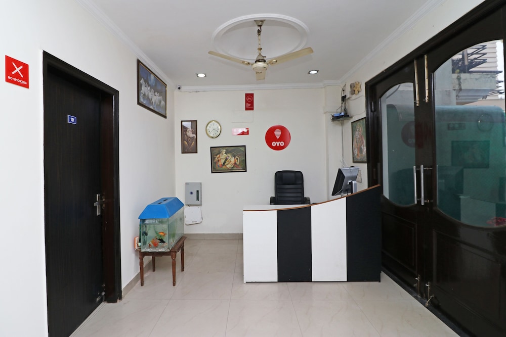 OYO 10878 Unitech Cyber Park