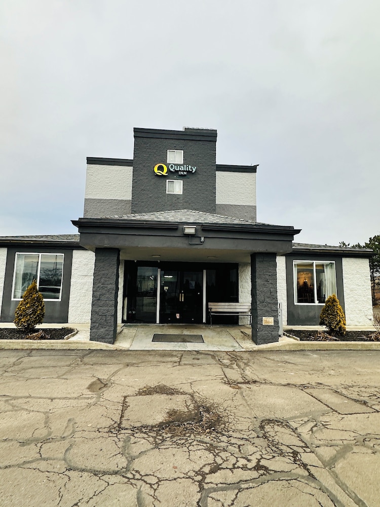 Quality Inn Rochester West — Rochester