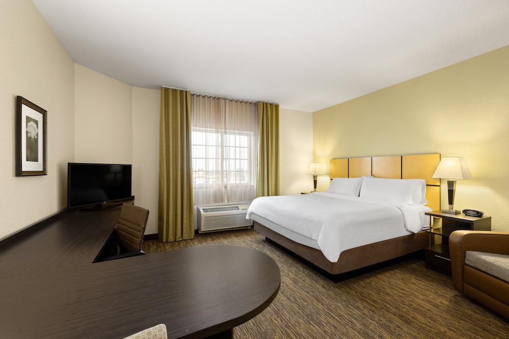 Candlewood Suites Bismarck by IHG - photo 22