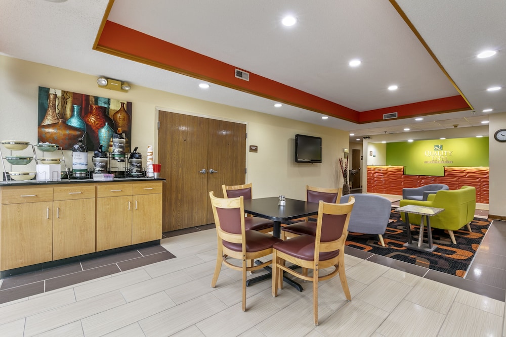 Quality Inn Rogersville - photo 17