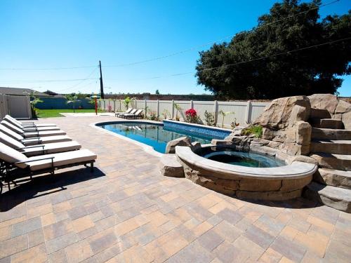 F 31 Mickeys Beach House — 4-Star Luxury Hotel in Anaheim, United States
