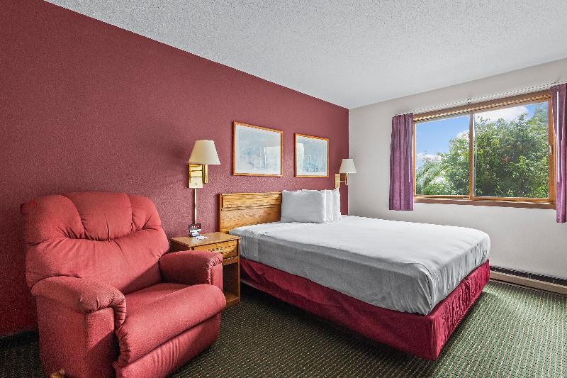 Wautoma Inn by OYO Near Airport WI 73 - photo 21