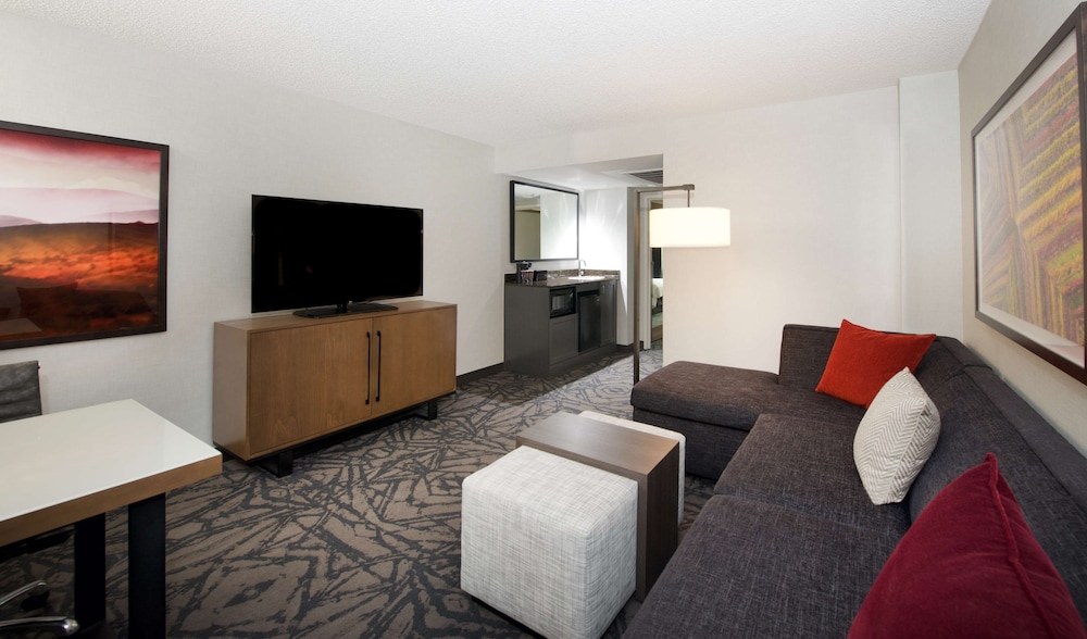 Embassy Suites by Hilton Walnut Creek - photo 27