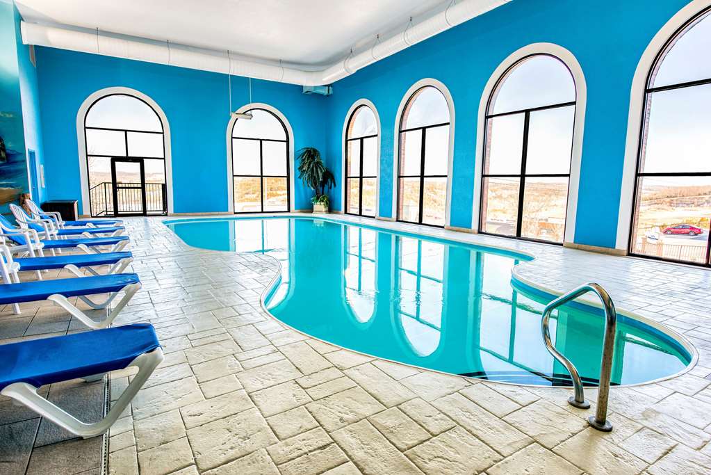 AmericInn by Wyndham Branson & Conference Center - photo 8