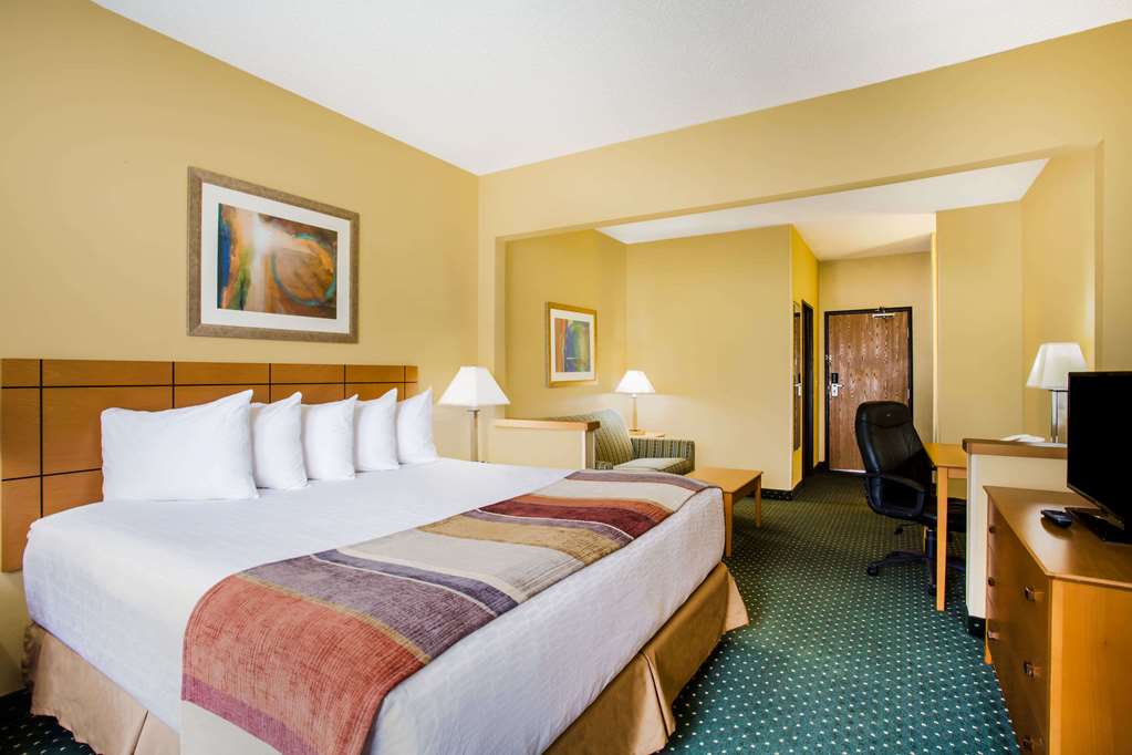 Baymont by Wyndham Helena - photo 14