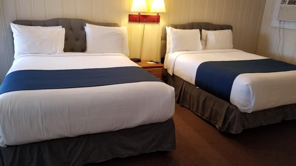 The Tides Motel - photo 7