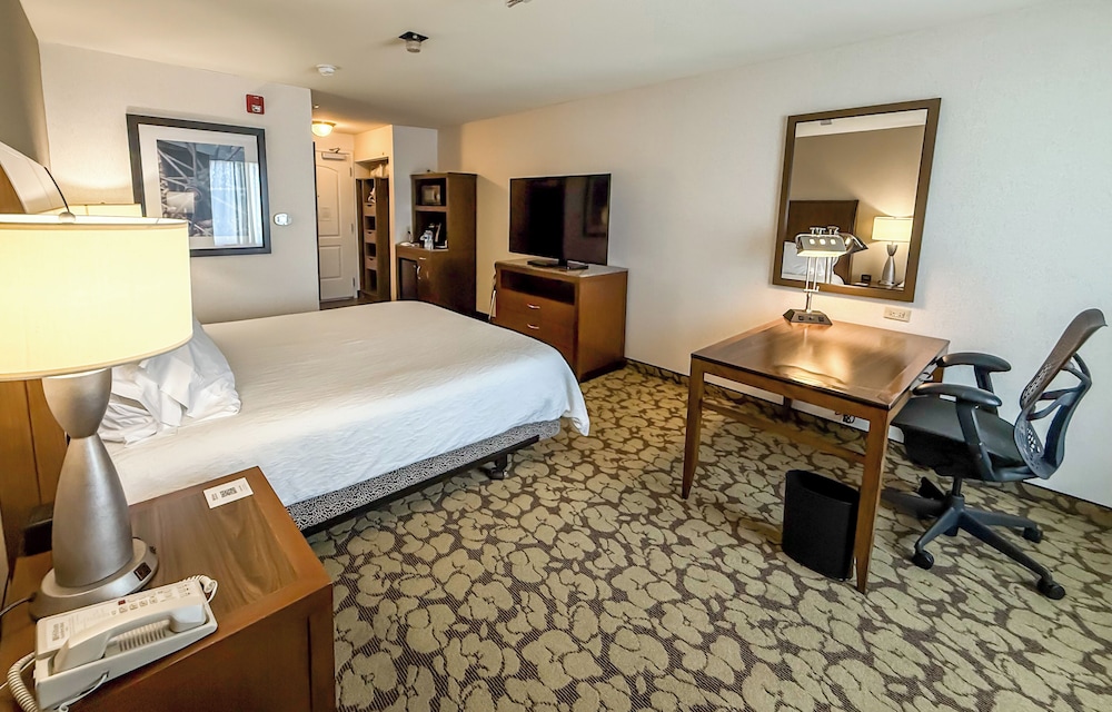 Hilton Garden Inn Gilroy - photo 7