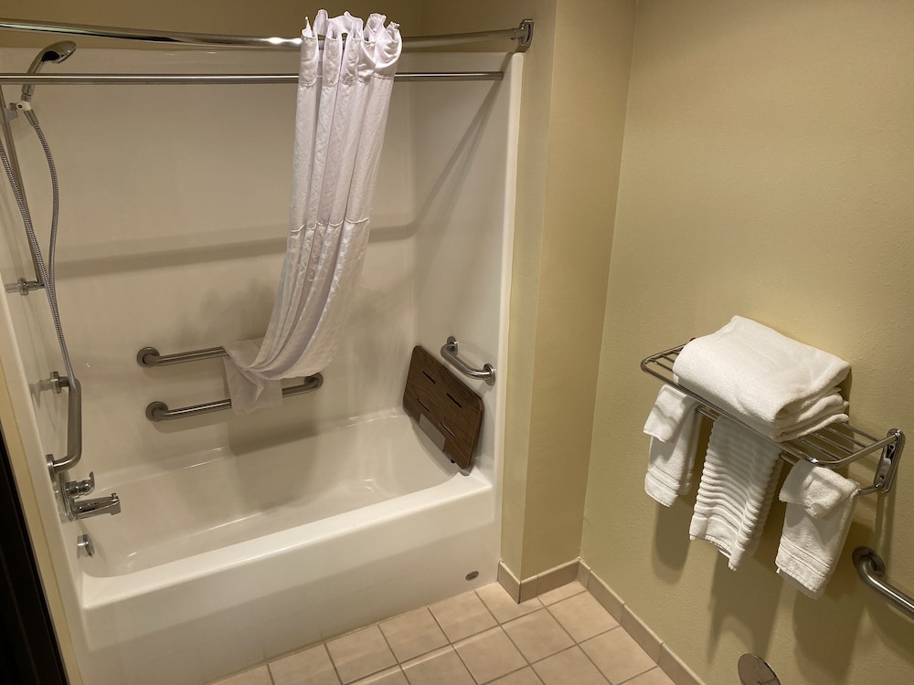 FairBridge Inn & Suites Glendive - photo 20