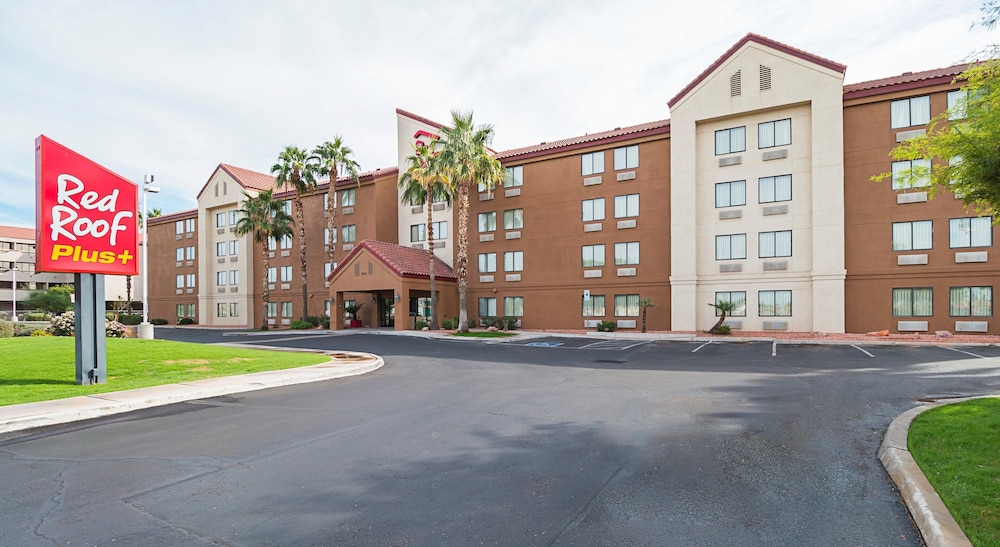 Red Roof Inn PLUS Phoenix West - photo 35