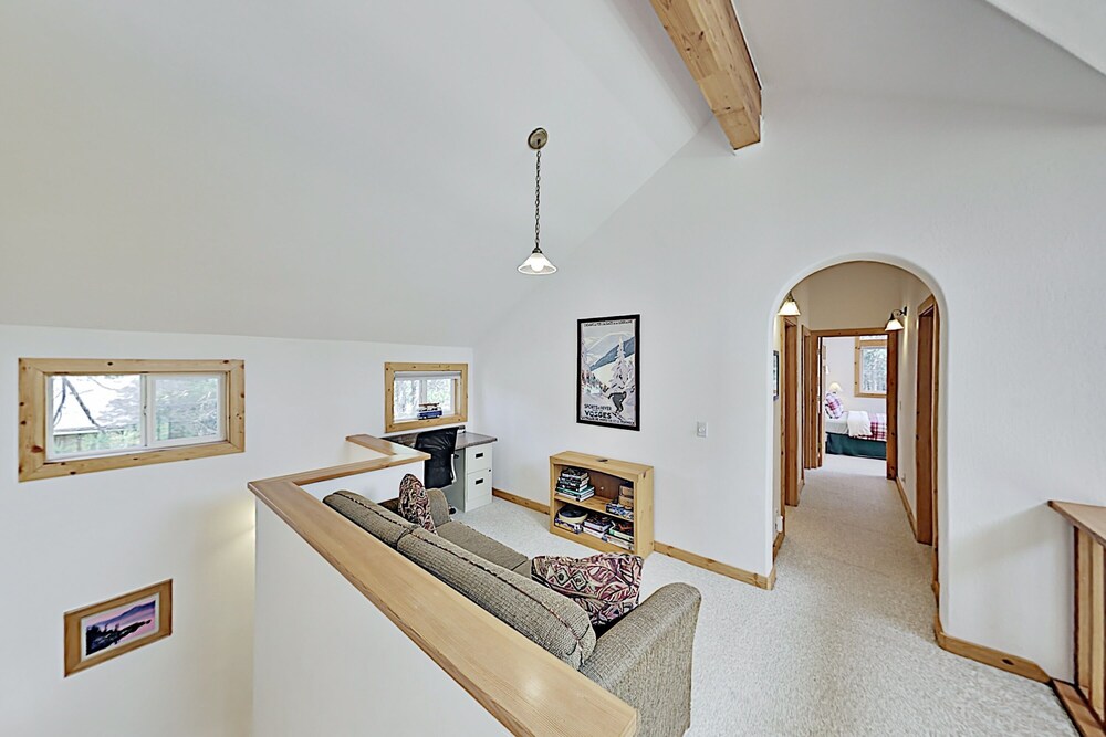 Tahoe Donner Luxury Sleeps 14 Hot tub 3100 sqft - photo 16