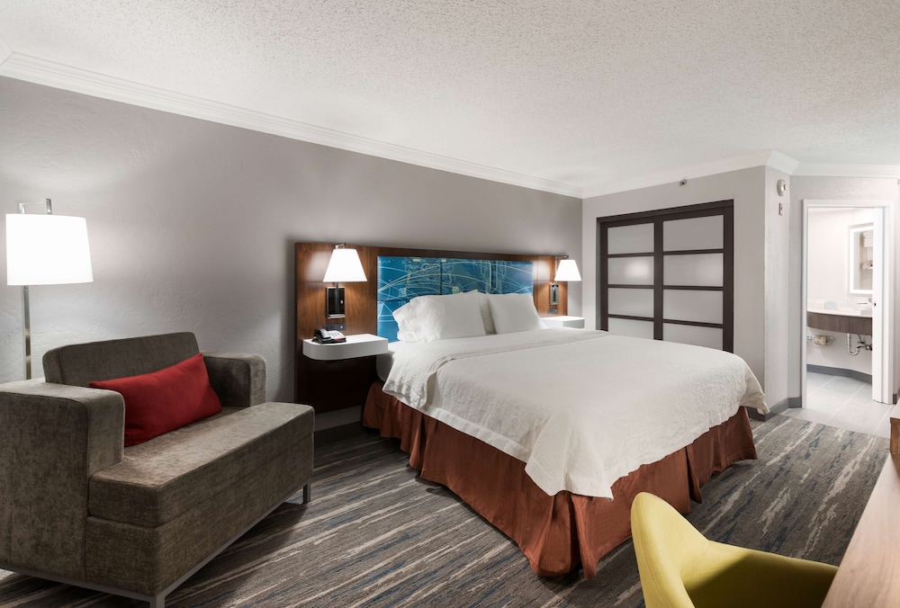Hampton Inn & Suites Chicago Hoffman Estates - photo 27