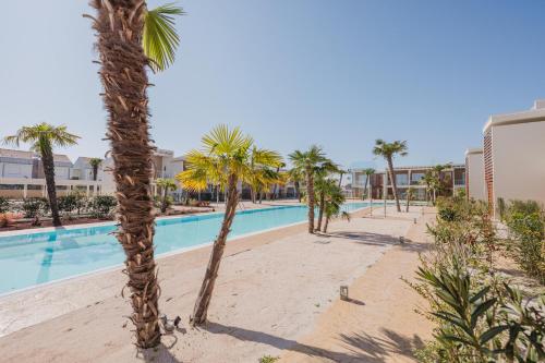 Wave Island Rapi9 — 4-Star Luxury Hotel in Lido Di Jesolo, Italy
