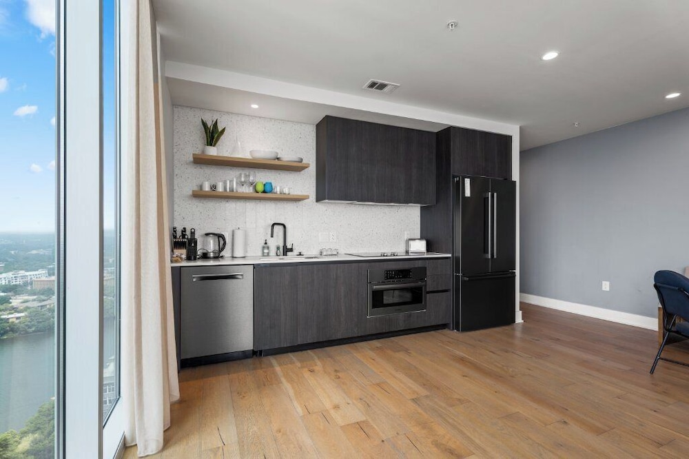 Austin Condo Hotel - photo 379