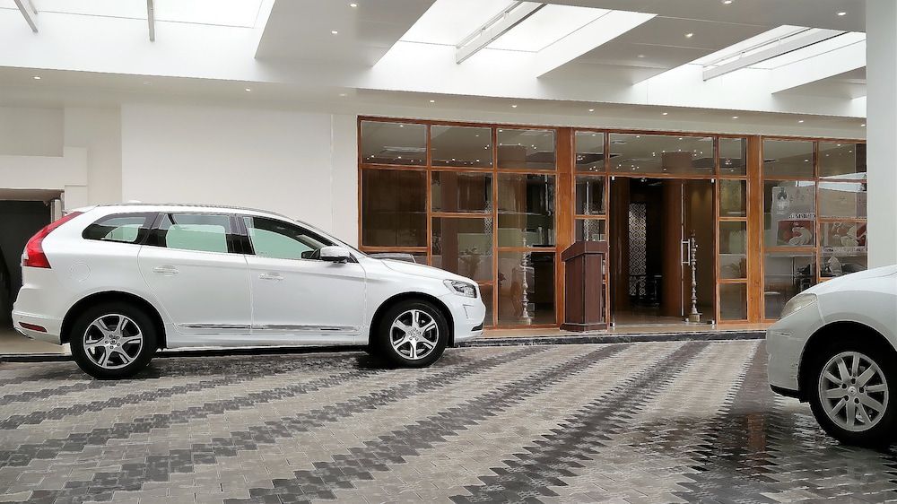 Arcot Woodlands Hotel in Cuddalore, India