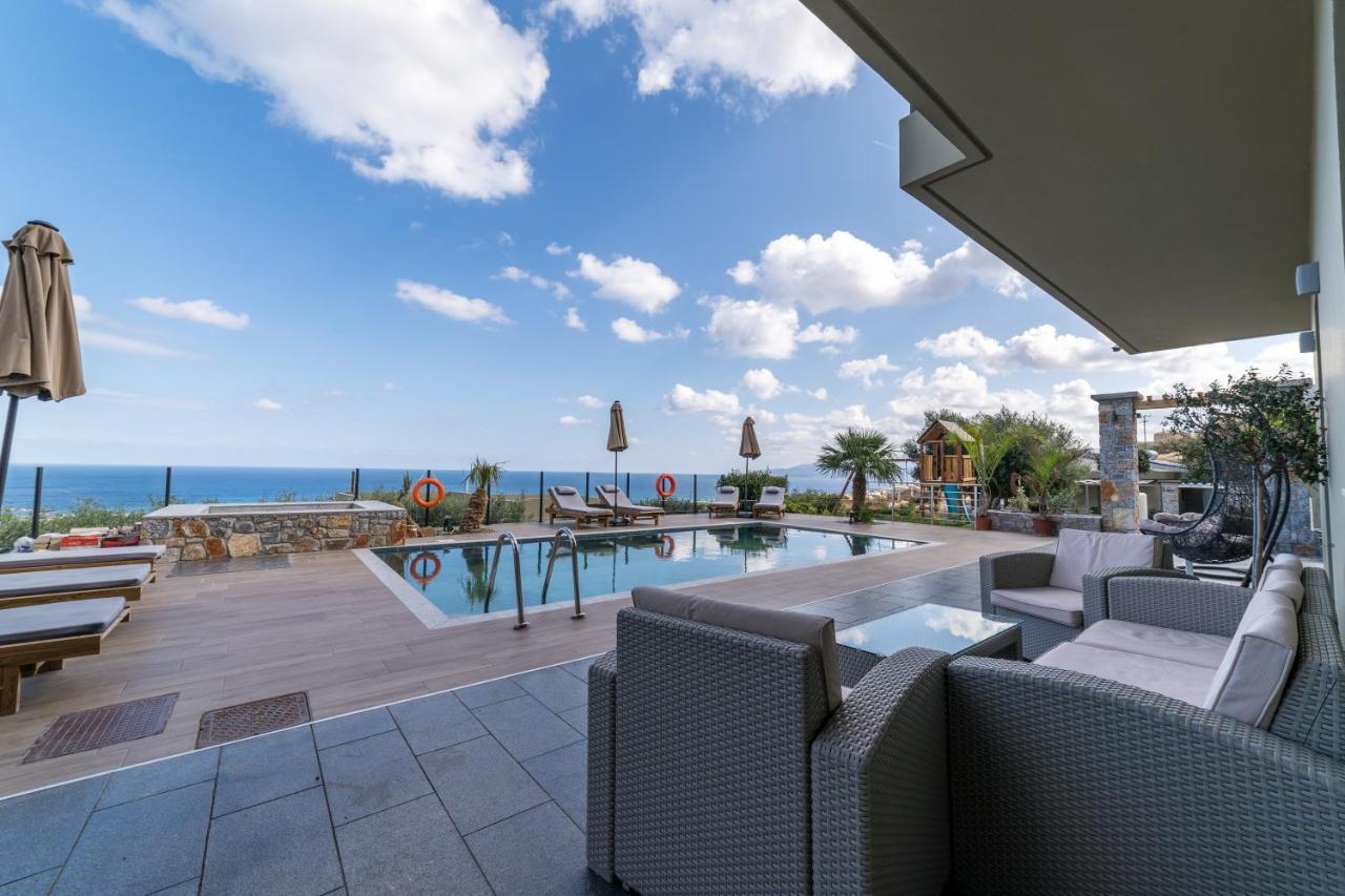 Villa Constandinos — 4-Star Luxury Hotel in Hersonissos, Greece