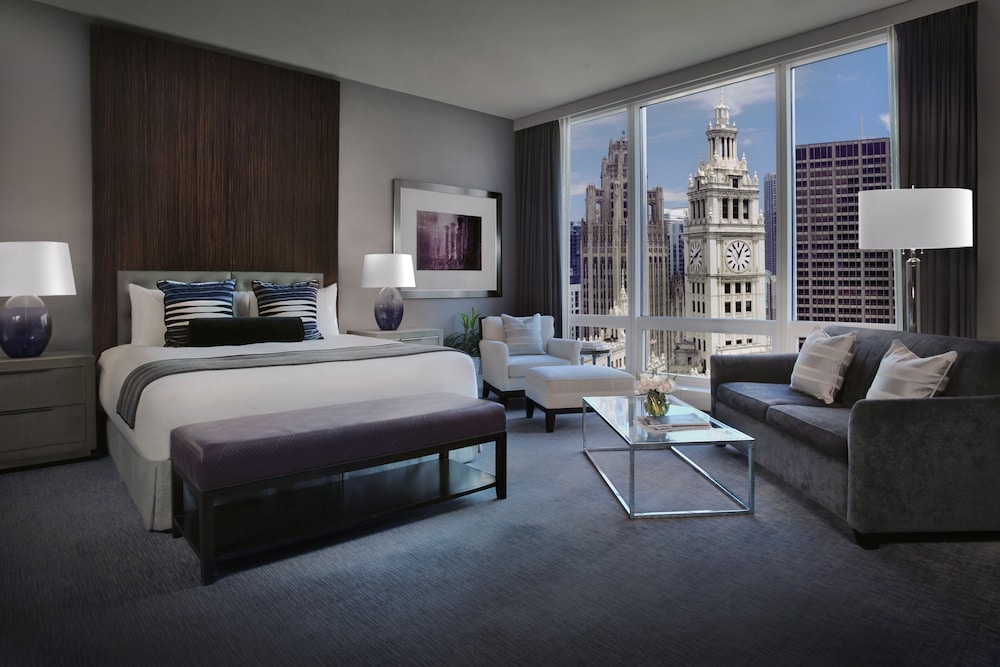 Trump International Hotel & Tower Chicago - photo 18