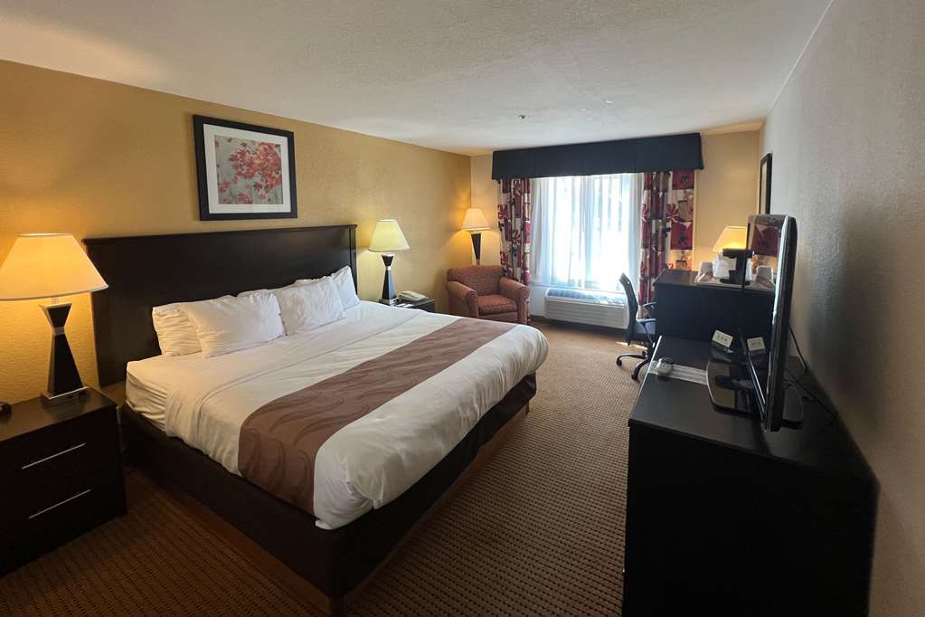 Quality Inn & Suites Farmington - photo 20