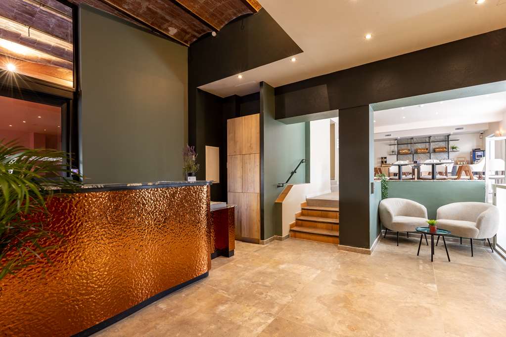 Best Western Hotel & SPA Coeur De Cassis in Cassis, France