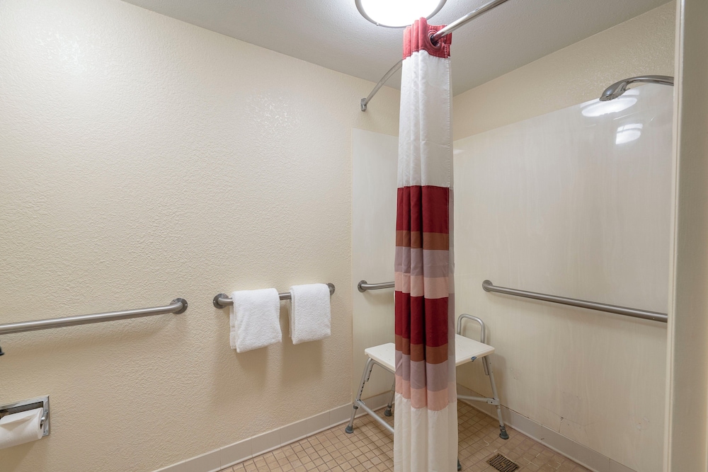 Red Roof Inn Knoxville Central Papermill Road - photo 19