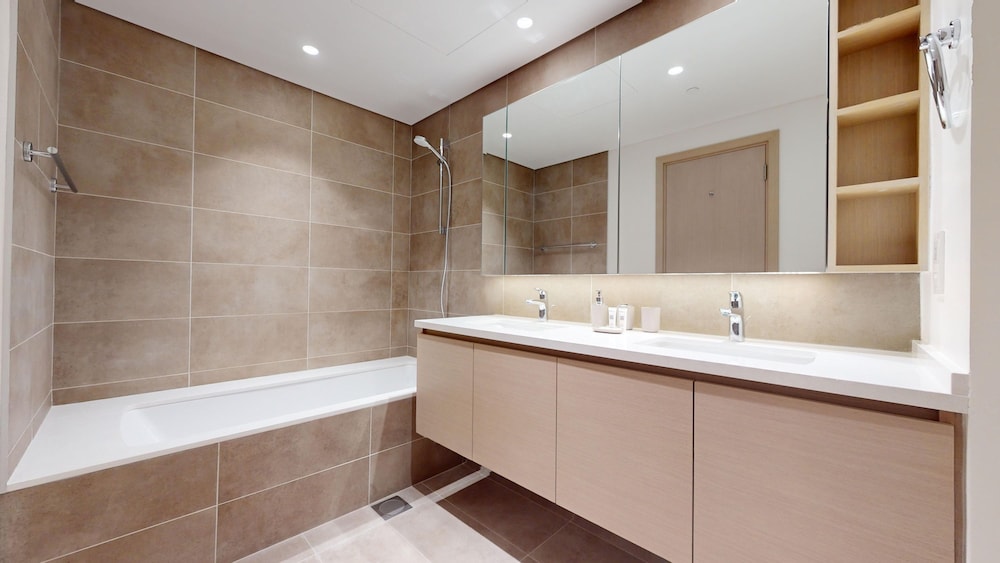 Creek Harbour Creek Gate 2 1905 — 4-Star Luxury Hotel in Dubai, United Arab Emirates