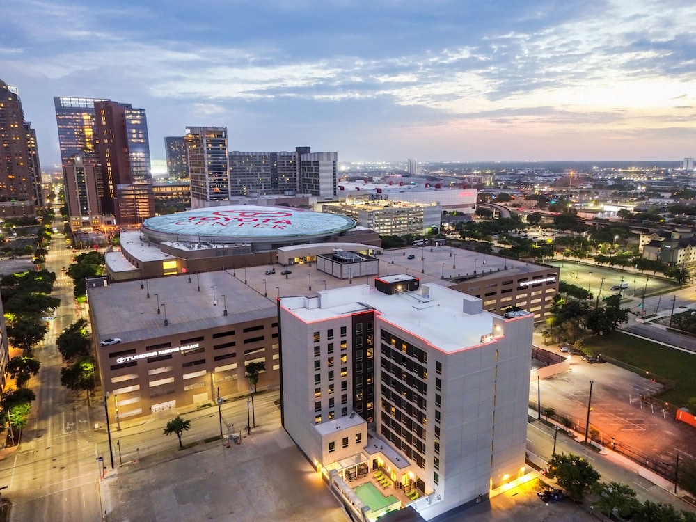 Home2 Suites by Hilton Houston Downtown Convention Center - photo 42