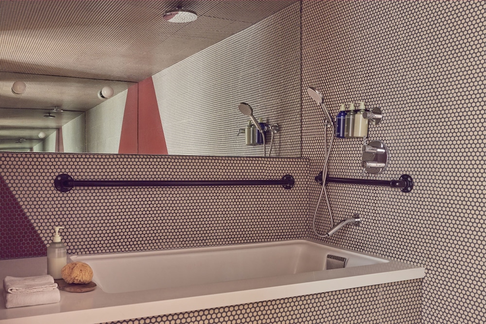 Ace Hotel and Swim Club - photo 16