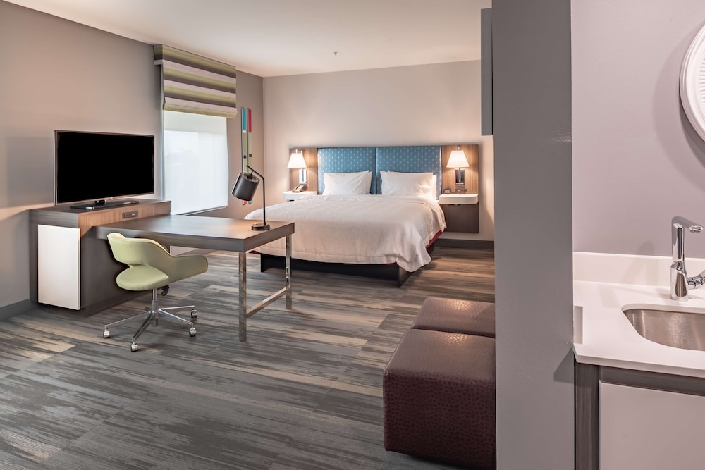 Hampton Inn & Suites Dallas Plano Central - photo 30