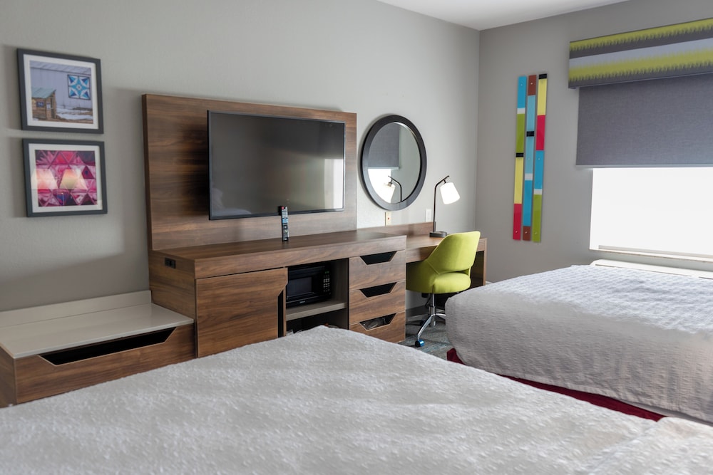 Hampton Inn Elkhorn Lake Geneva Area - photo 9