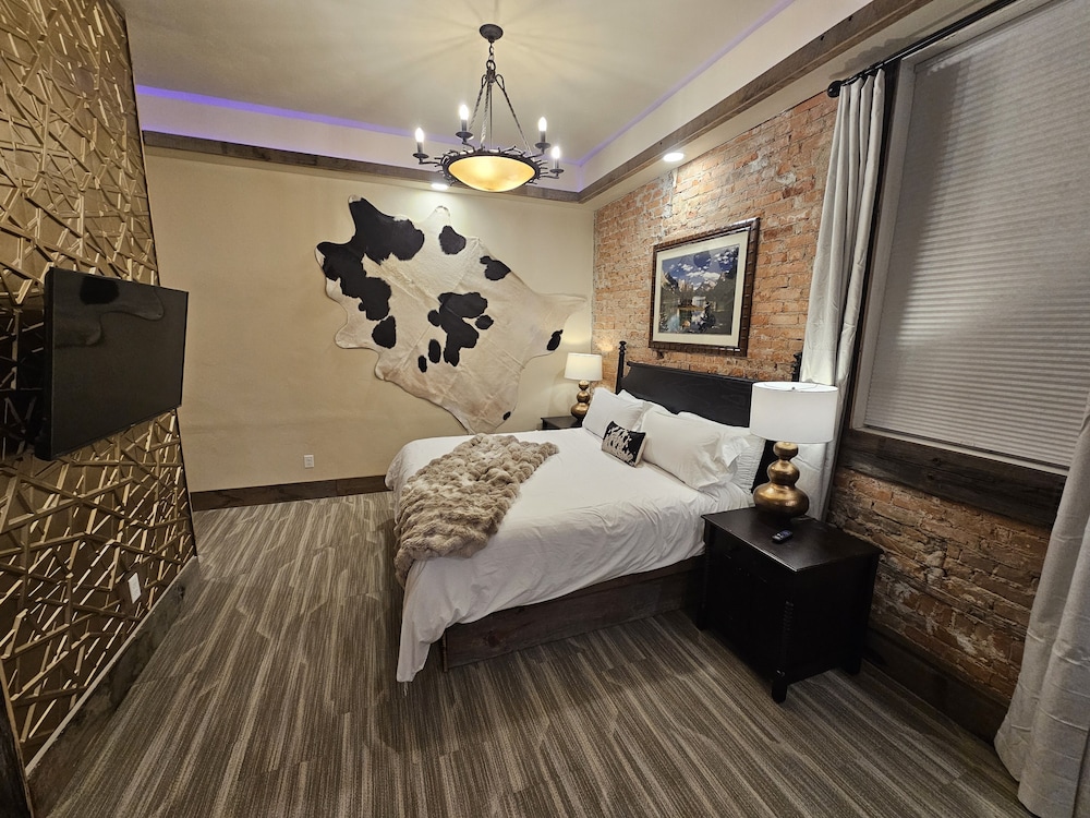 Eaglescape Suites and Event Center - photo 6