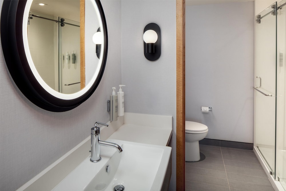 Homewood Suites by Hilton Nashville Downtown the Gulch - photo 12