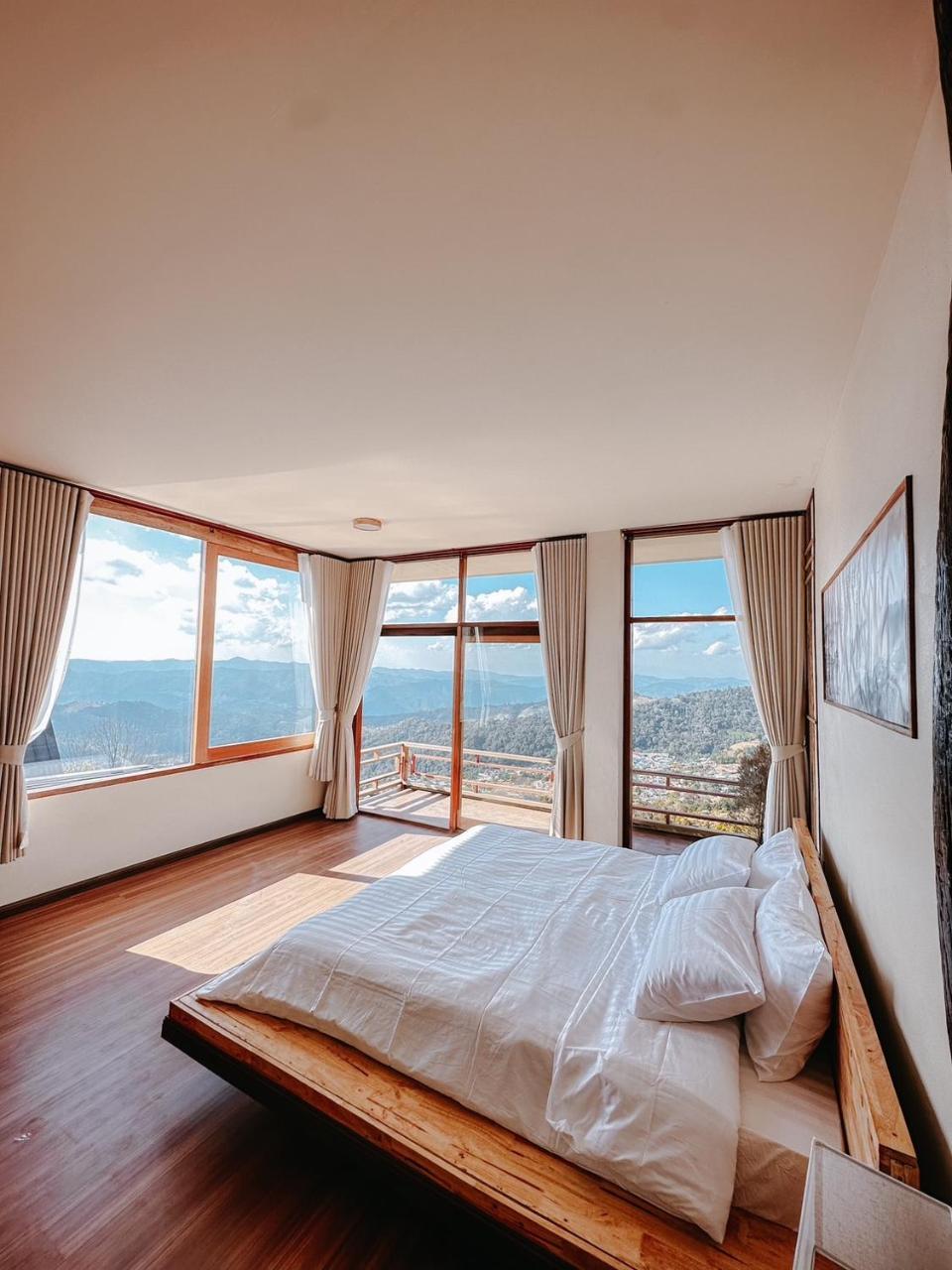 Doichang view - carbon neutral hotel in Unknown City