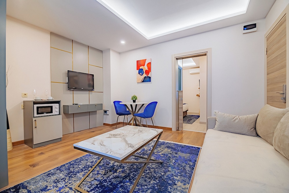 The Milltown Hotel — 4-Star Luxury Hotel in Istanbul, Turkey