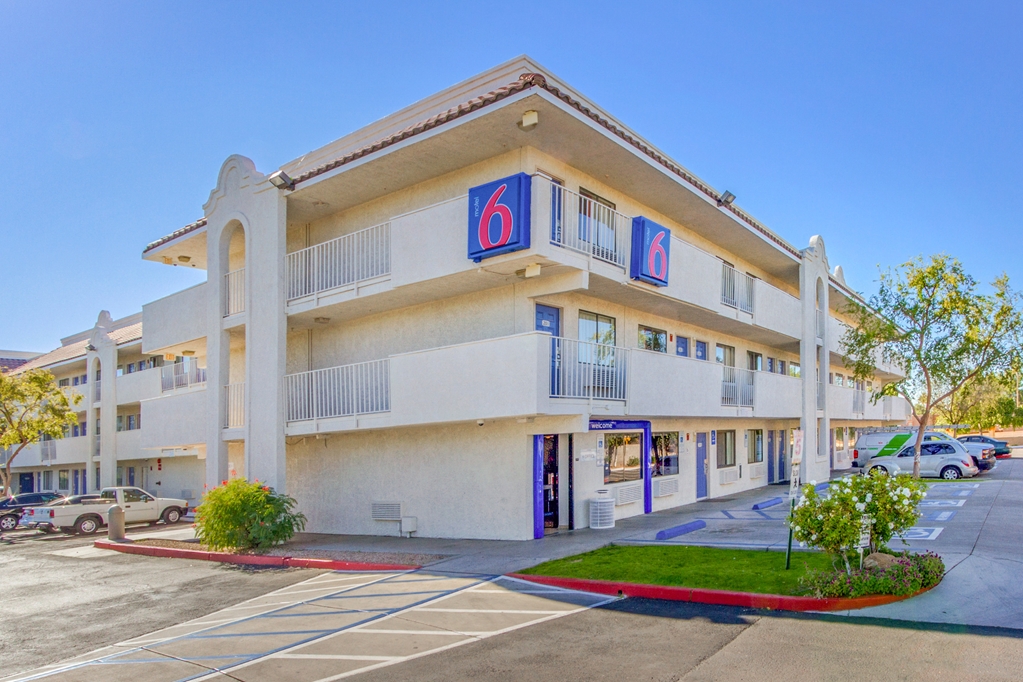 Motel 6 Phoenix AZ West - featured photo