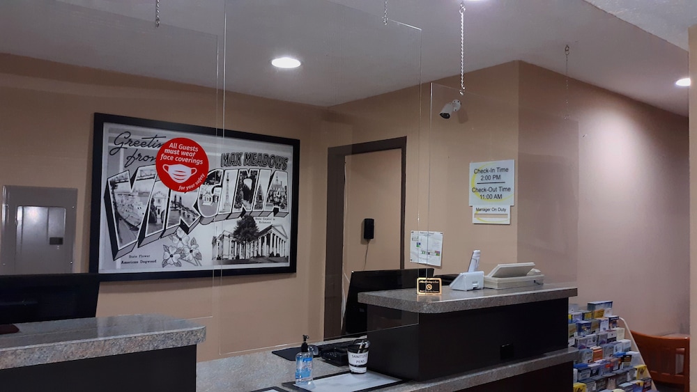 Super 8 by Wyndham Fort Chiswell Wytheville Area - photo 71