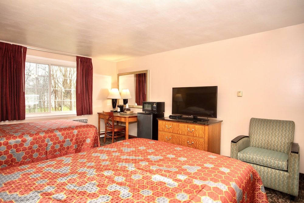Budget Inn Syracuse Airport - photo 25