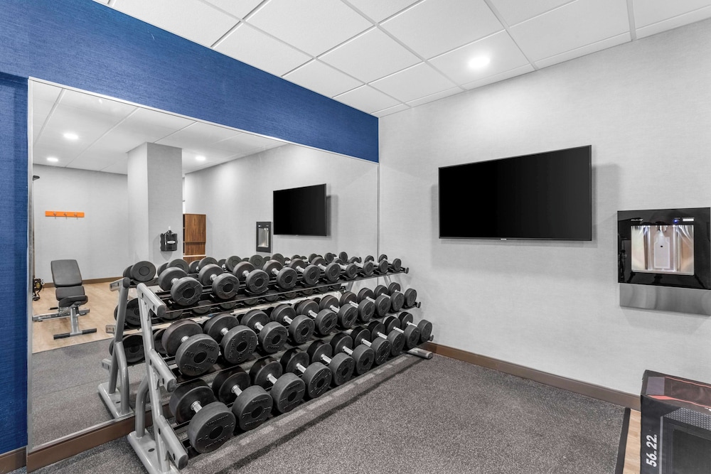 Hampton Inn Knoxville Airport - photo 26