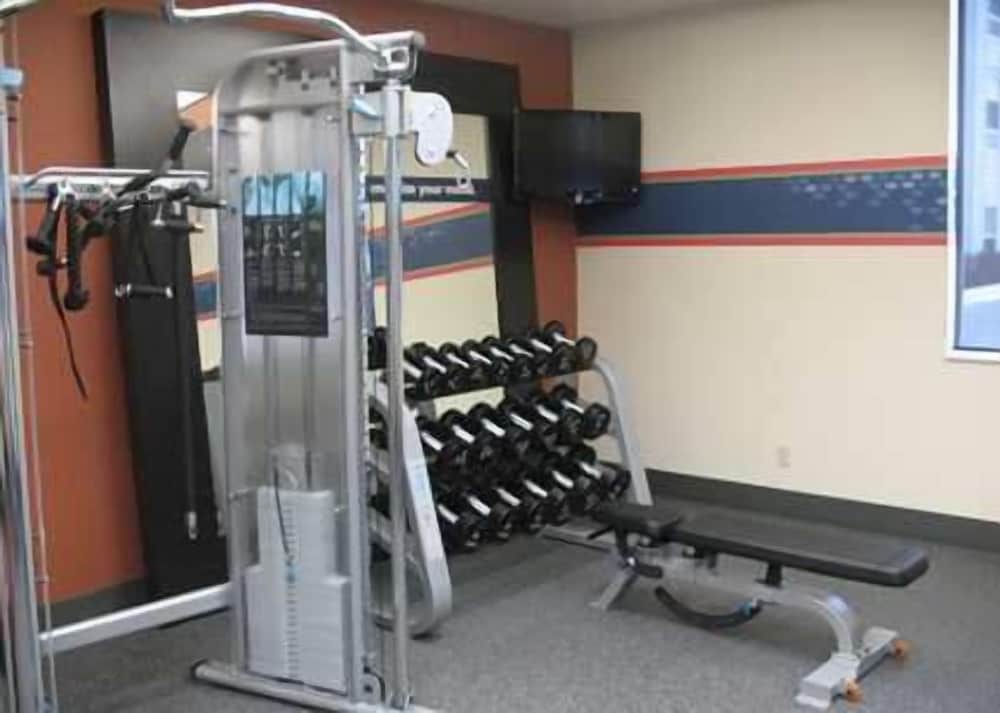 Hampton Inn Butte - photo 23