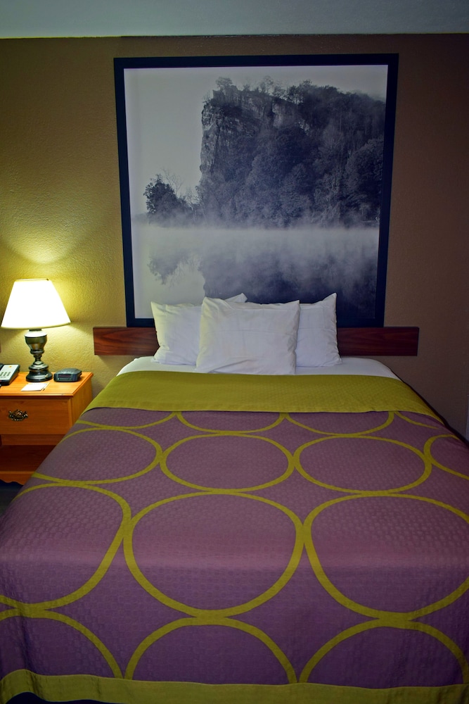 Super 8 by Wyndham Fort Chiswell Wytheville Area - photo 6