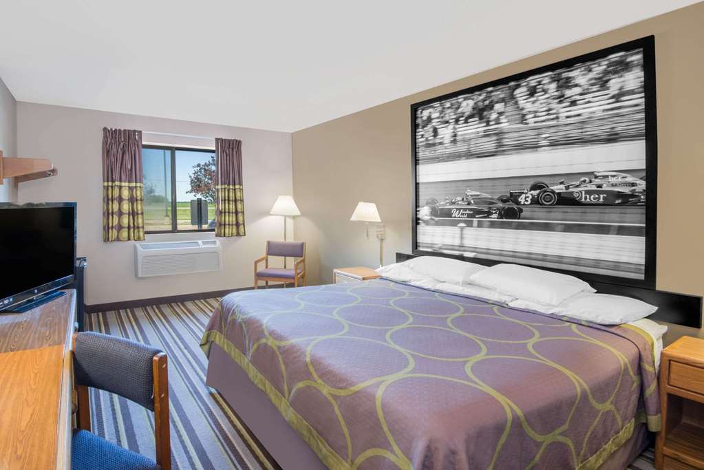 Super 8 by Wyndham Knoxville - photo 9
