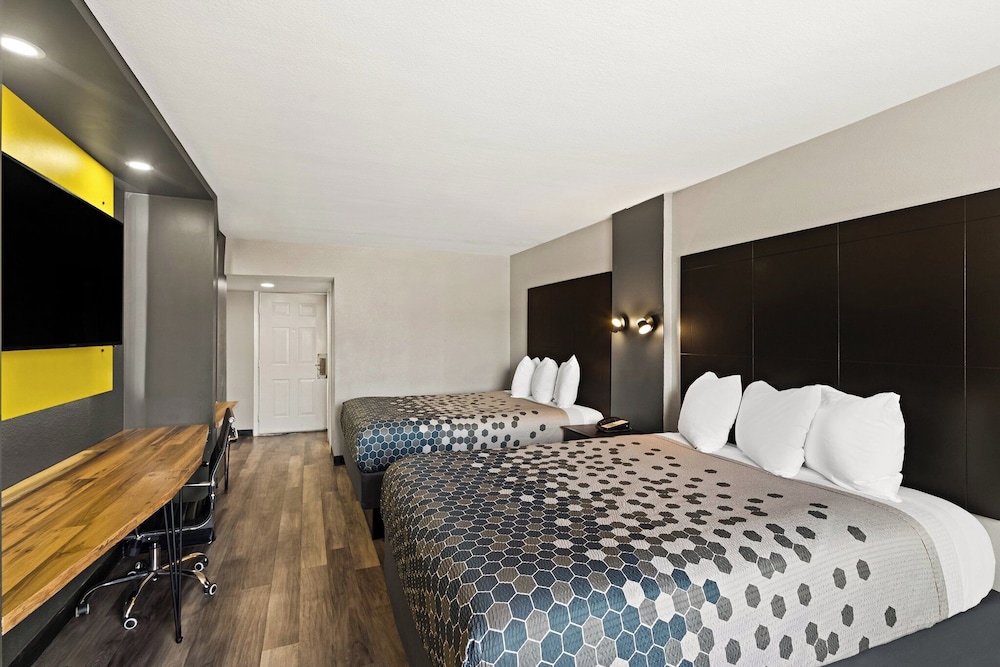 Scottish Inns Austin - photo 19