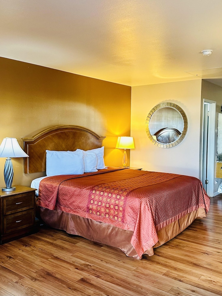 Franciscan Inn - photo 4