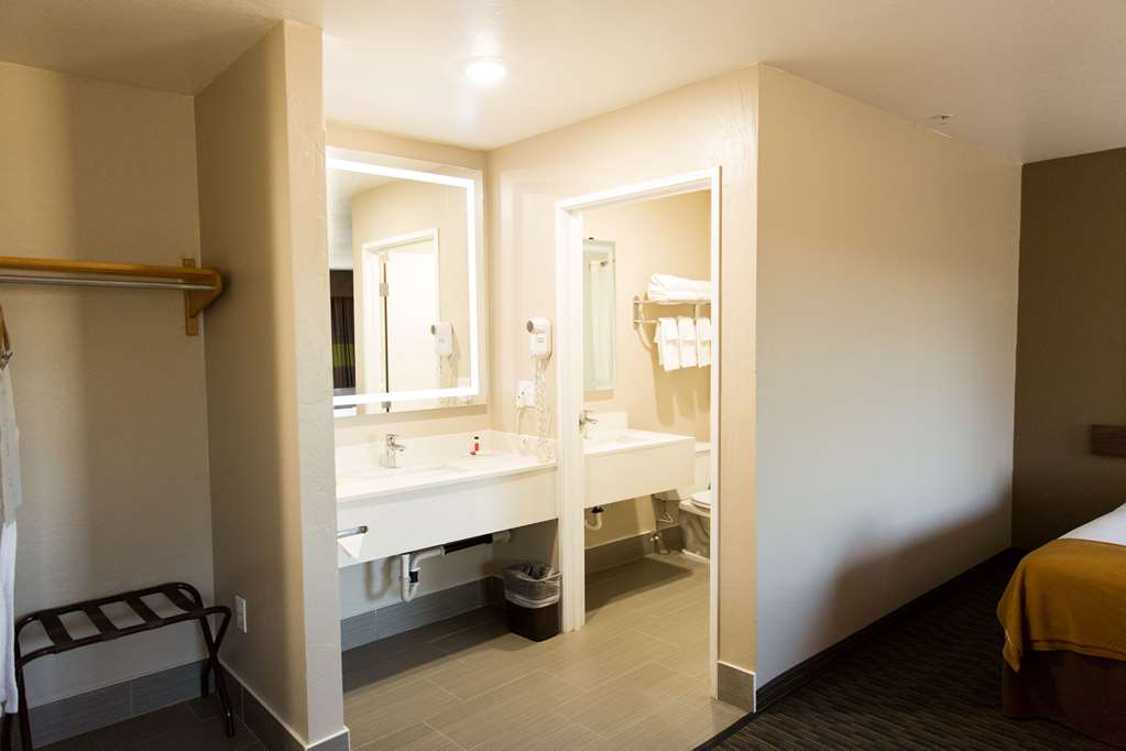 Super 8 by Wyndham Wickenburg AZ - photo 15
